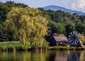 5 destinații la munte unde achiți cazarea cu tichete sau card de vacanță
