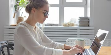 5 lucruri pe care trebuie să le știi atunci când lucrezi pe internet